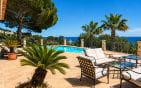 A VENDRE VILLA TRES BELLE VUE MER 5 CHAMBRES ET BUREAU PISCINE GARAGE DOUBLE PLAGES ET COMMERCES A PIED, AUX ISSAMBRES Min 11