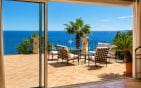 A VENDRE VILLA TRES BELLE VUE MER 5 CHAMBRES ET BUREAU PISCINE GARAGE DOUBLE PLAGES ET COMMERCES A PIED, AUX ISSAMBRES Min 12