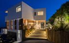 CONTEMPORAINE 8 PIECES  VUE MER PANORAMIQUE AVEC DOUBLE GARAGE ET PISCINE Min 15