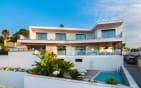 VILLA CONTEMPORAINE 8 PIECES  VUE MER PANORAMIQUE AVEC DOUBLE GARAGE ET PISCINE Min 0