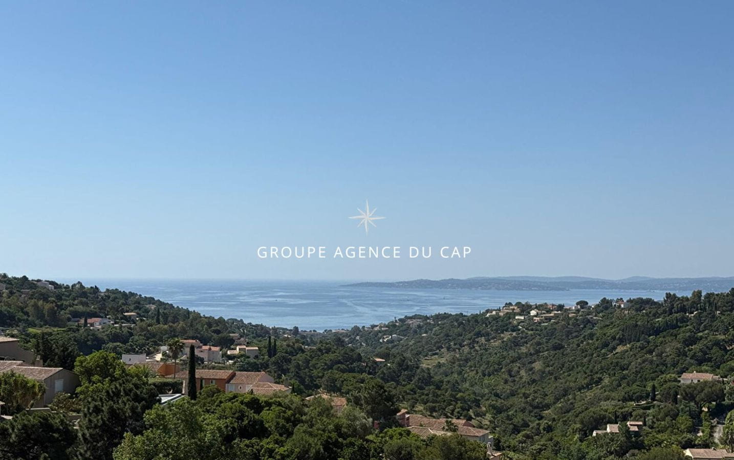 A VENDRE VILLA CONTEMPORAINE VUE MER 5 CHAMBRES PISCINE GRAND GARAGE AUX ISSAMBRES Image 1