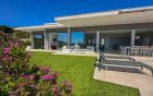 FOR SALE: CONTEMPORARY VILLA WITH SEA VIEW, 3 EN-SUITE BEDROOMS, INDEPENDENT APARTMENT Min 1