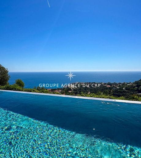 FOR SALE: CONTEMPORARY VILLA WITH SEA VIEW, 3 EN-SUITE BEDROOMS, INDEPENDENT APARTMENT