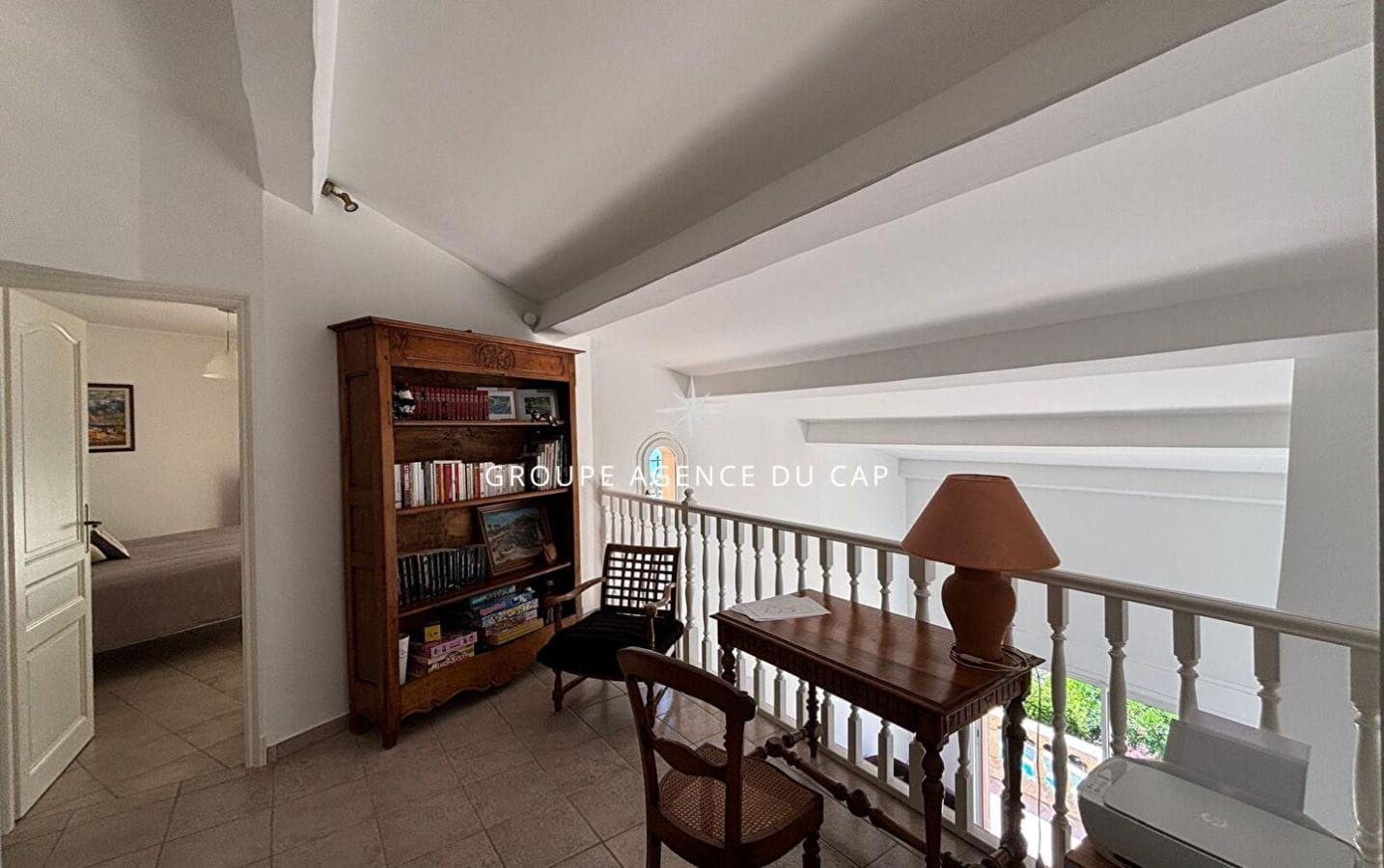 Villa Provençale à Vendre avec Vue Mer à Saint Aygulf – 5 Pièces, Piscine et Garage Image 10
