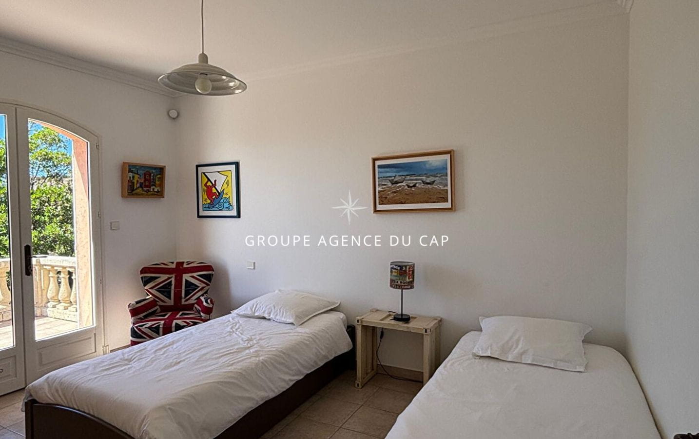 Villa Provençale à Vendre avec Vue Mer à Saint Aygulf – 5 Pièces, Piscine et Garage Image 12
