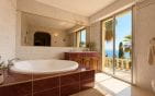 LES ISSAMBRES VILLA DE PLAIN PIED AVEC VUE MER PANORAMIQUE – EXPO SUD – PISCINE – GARAGE  TERRAIN PLAT Min 7