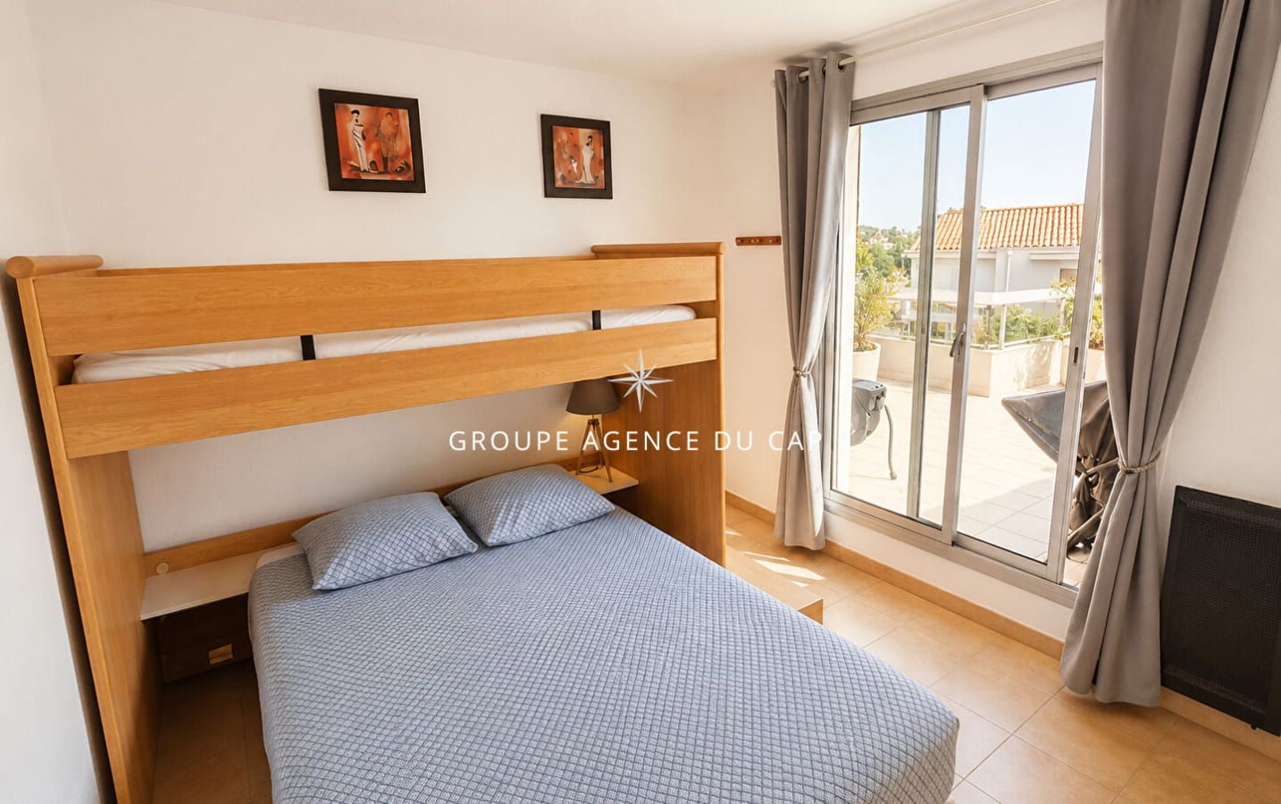 FOR SALE: APARTMENT IN A SECURE RESIDENCE WITH POOL – 3 ROOMS, 2 BEDROOMS – ROOFTOP TERRACE AND VERANDA – CELLAR, PARKING, AND GARAGE AVAILABLE – 600M FROM THE TOWN CENTRE OF SAINT AYGULF Image 4