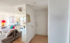 A VENDRE – APPARTEMENT DANS RESIDENCE SECURISEE AVEC PISCINE – 3 PIECES 2 CHAMBRES – TERRASSE SUR LE TOIT ET VERANDA  – CAVE PARKING ET POSSIBILITE GARAGE – 600M DU CENTRE VILLE DE SAINT AYGULF Min 8