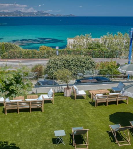 DU STUDIO AU T3 AU SEIN D&rsquo;UNE RESIDENCE INTIMISTE 8 LOTS  À 50 M DE LA PLAGE AUX ISSAMBRES