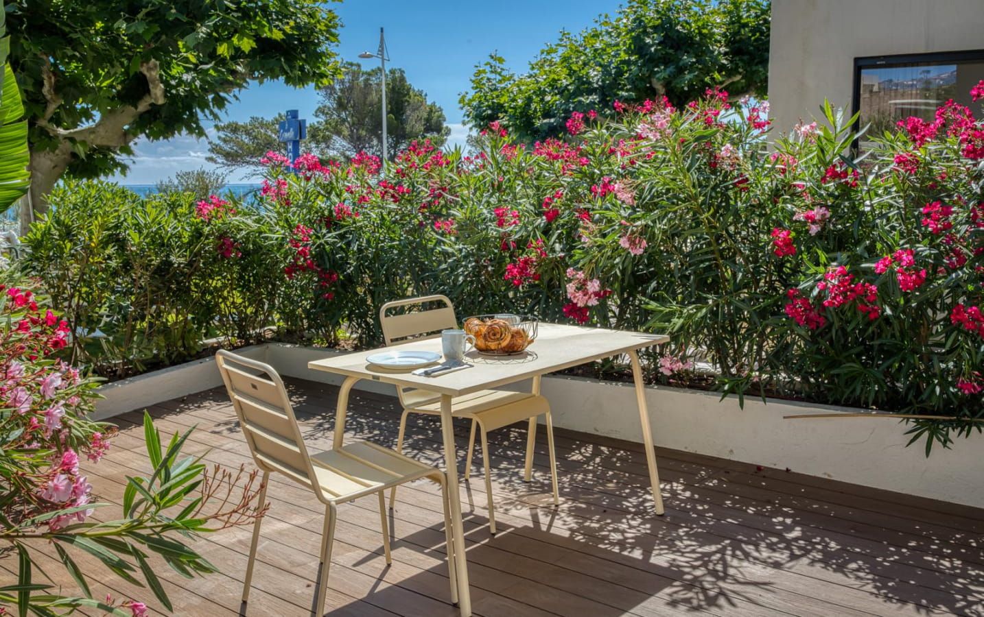 DU STUDIO AU T3 AU SEIN D&rsquo;UNE RESIDENCE INTIMISTE 8 LOTS  À 50 M DE LA PLAGE AUX ISSAMBRES Image 7
