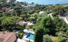 SAINTE MAXIME Villa Provençale VUE MER idéalement située entre Bas du Sémaphore et Centre ville. Min 8