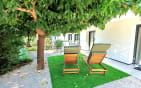 A VENDRE VILLA VUE MER ENVIRON 211 M2 ENTIEREMENT RENOVEE OFFRANT 5 CHAMBRES DONT 4 EN SUITE PISCINE GARAGE A SAINT AYGULF Min 2