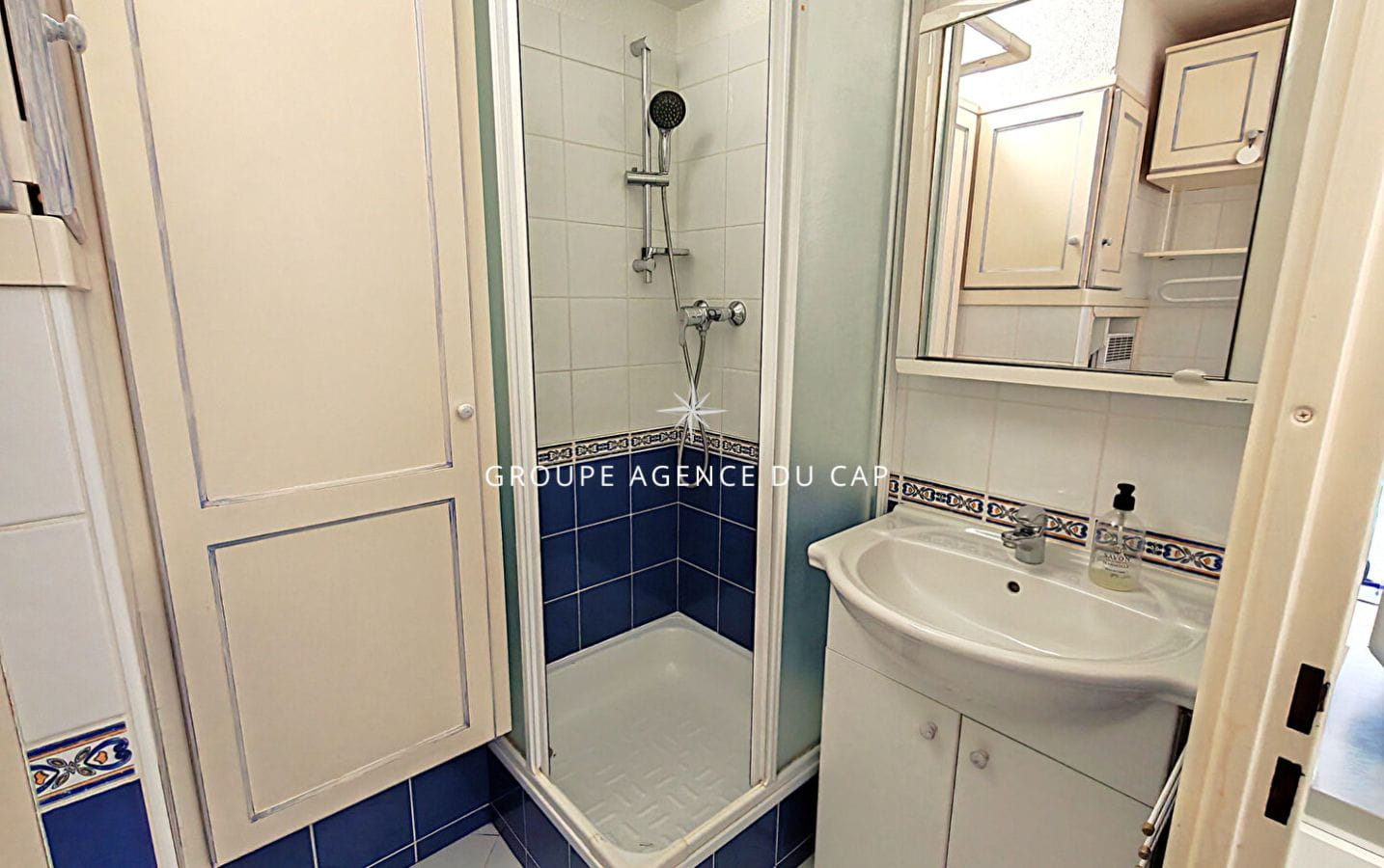 A VENDRE APPARTEMENT  T1 CABINE VUE MER DANS RESIDENCE SECURISEE AVEC PISCINE ET PARKING PROCHE MER ET CENTRE VILLE DES ISSAMBRES Image 10