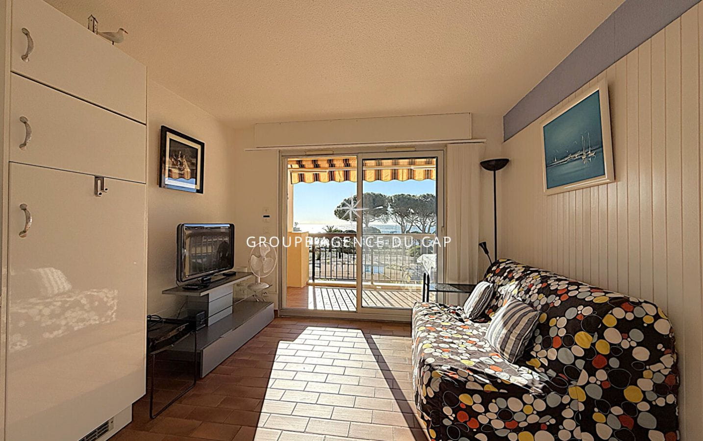 A VENDRE APPARTEMENT  T1 CABINE VUE MER DANS RESIDENCE SECURISEE AVEC PISCINE ET PARKING PROCHE MER ET CENTRE VILLE DES ISSAMBRES Image 5