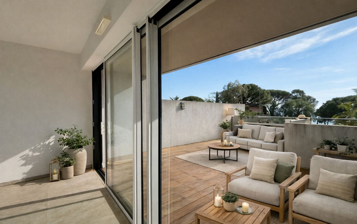 A VENDRE APPARTEMENT 3 PIECES GRANDE TERRASSE RESIDENCE AVEC PISCINE PLEIN COEUR DES ISSAMBRES GARAGE Image 1