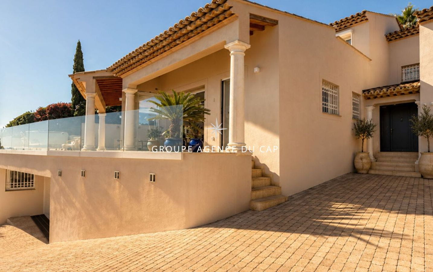 VILLA AVEC VUE MER PANORAMIQUE 6 PIECES AVEC GARAGE DE 80 M² ET PISCINE Image 11