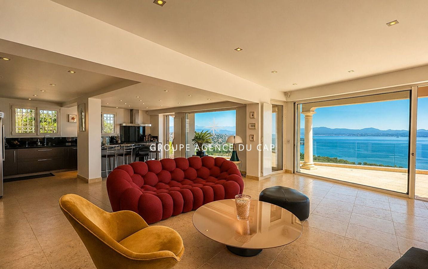 VILLA AVEC VUE MER PANORAMIQUE 6 PIECES AVEC GARAGE DE 80 M² ET PISCINE Image 3