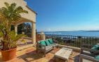 VILLA VUE MER PANORAMIQUE SUR LE GOLFE DE SAINT TROPEZ  PROPRIETE D EXCEPTION PISCINE DOUBLE GARAGE A PIED DU CENTRE ET DES PLAGES DES ISSAMBRES Min 2