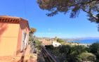 A VENDRE VILLA DE 117M2 AVEC VUE MER BON POTENTIEL, AUX ISSAMBRES Min 15