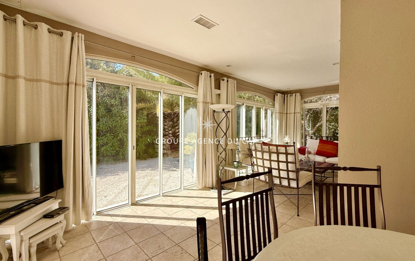 VILLA VUE MER 5 PIECES A PROXIMITE IMMEDIATE DE LA MER, A SAINTE MAXIME Image 10