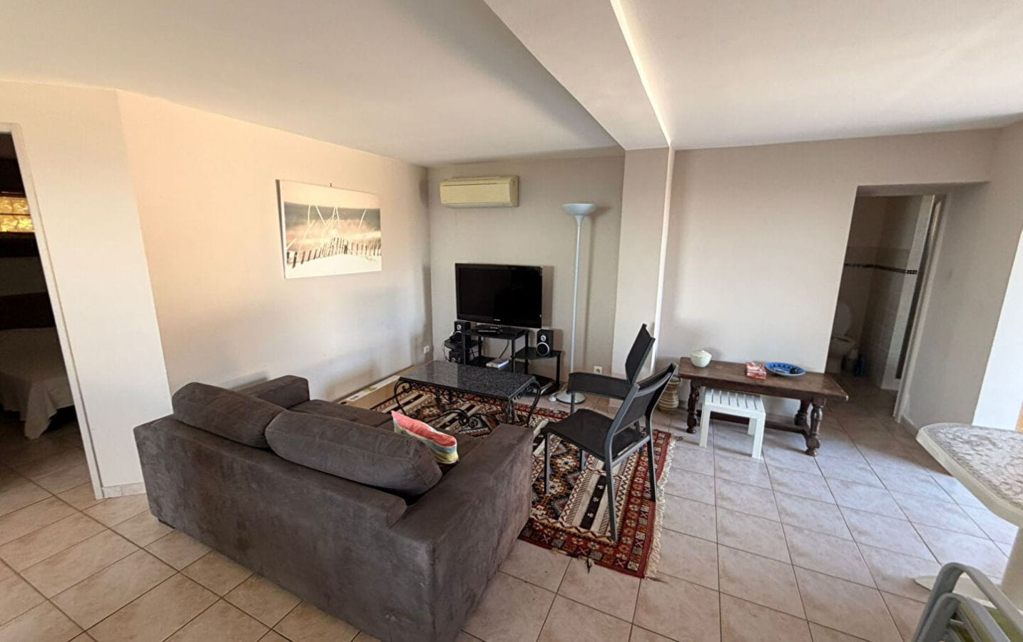 A VENDRE VILLA 2 APPARTEMENTS DE 3 PIECES VUE MER PANORAMIQUE PARKINGS ET PISCINE AUX ISSAMBRES Image 10