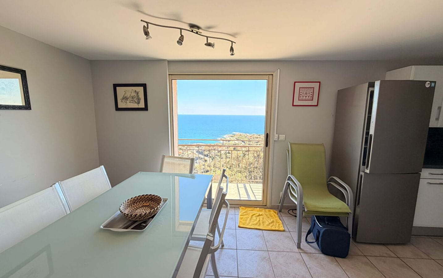 A VENDRE VILLA 2 APPARTEMENTS DE 3 PIECES VUE MER PANORAMIQUE PARKINGS ET PISCINE AUX ISSAMBRES Image 11