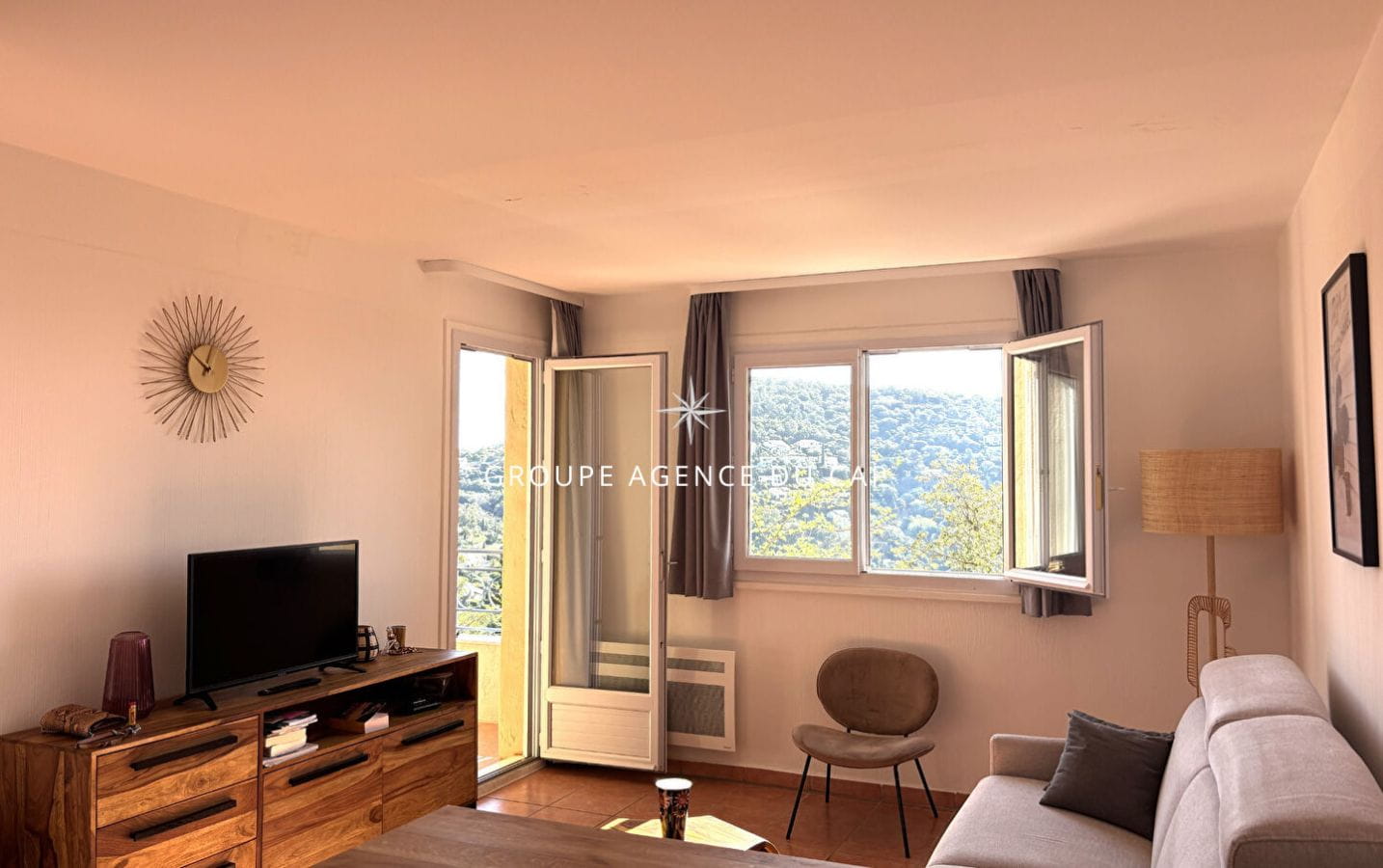 APPARTEMENT 2 PIECES RESIDENCE AVEC PISCINE APERCU MER AUX ISSAMBRES Image 0