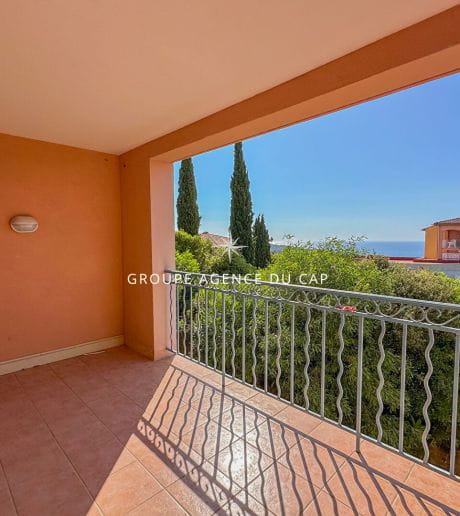 APPARTEMENT 3P VUE MER AVEC PLACE DE PARKING RESIDENCE SECURISEE AVEC PISCINE