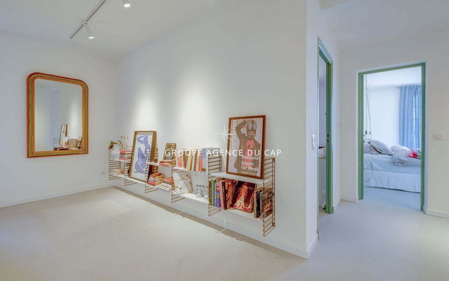 VUE MER SUR LE GOLFE DE SAINT TROPEZ PROVENCALE DE CHARME RENOVEE AVEC PISCINE GARAGE ET SOUS SOL Image 8