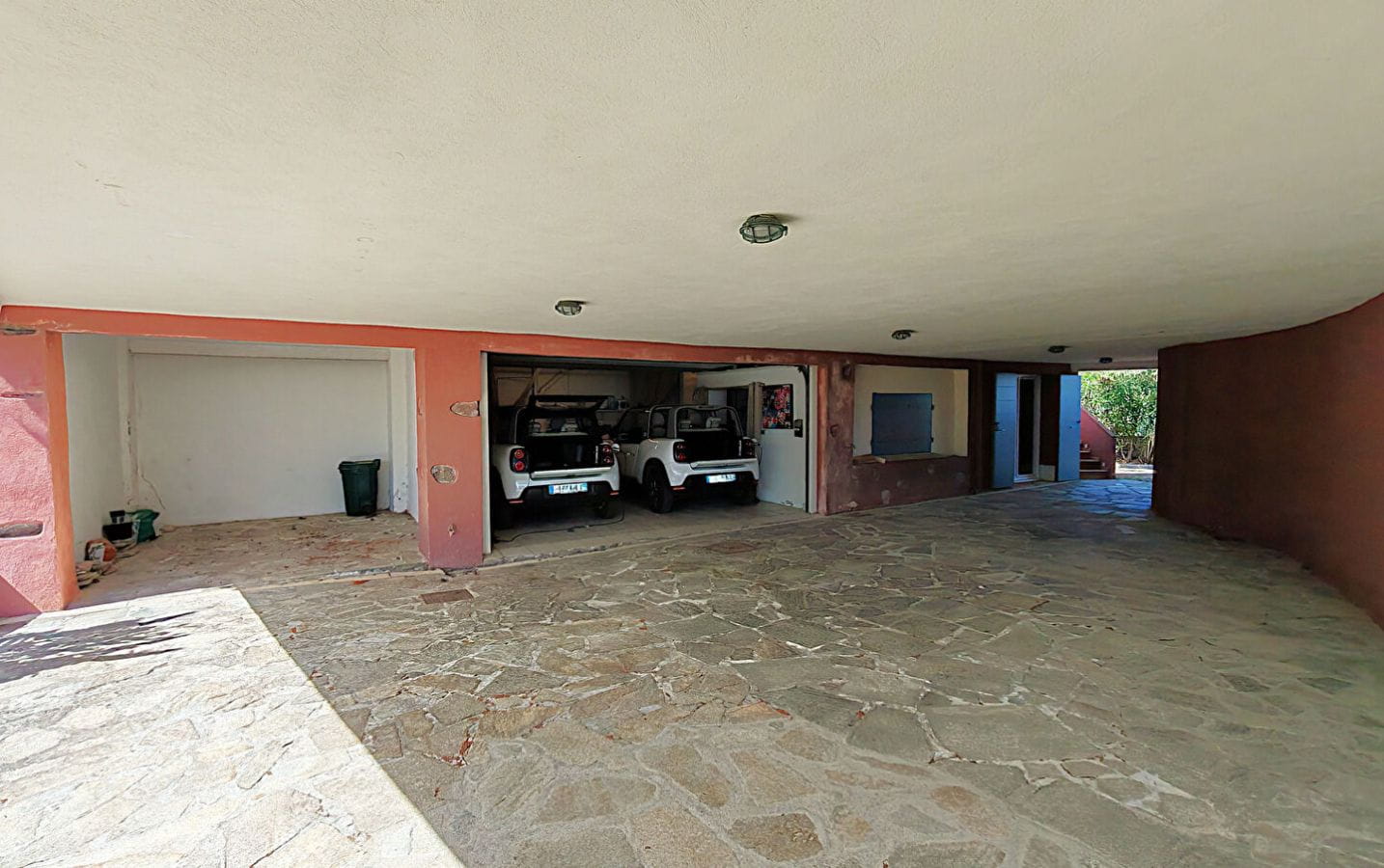A VENDRE – VILLA TRES BELLE VUE MER – 5 CHAMBRES ET BUREAU – PISCINE – GARAGE DOUBLE – PLAGES ET COMMERCES A PIED – LES ISSAMBRES Image 17