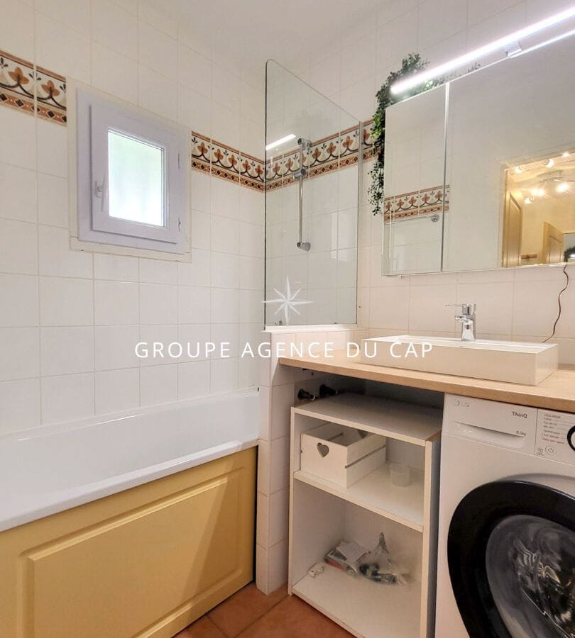 Apartment in Les Issambres, 2 rooms, 35 m2 Image 8