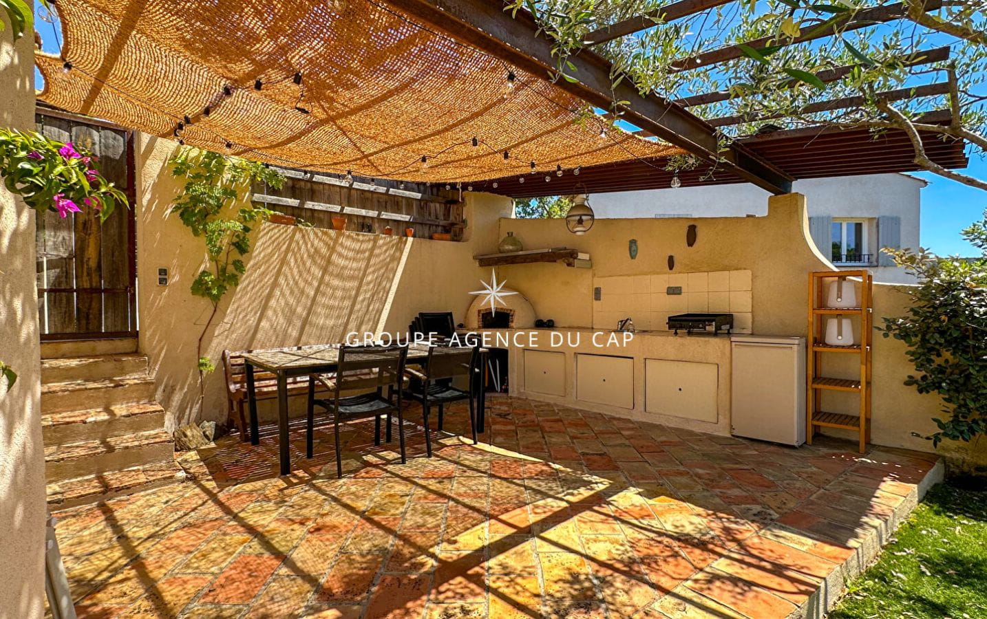 Villa à vendre 170m2 piscine garage, à quelques pas du centre ville de Sainte-Maxime Image 12