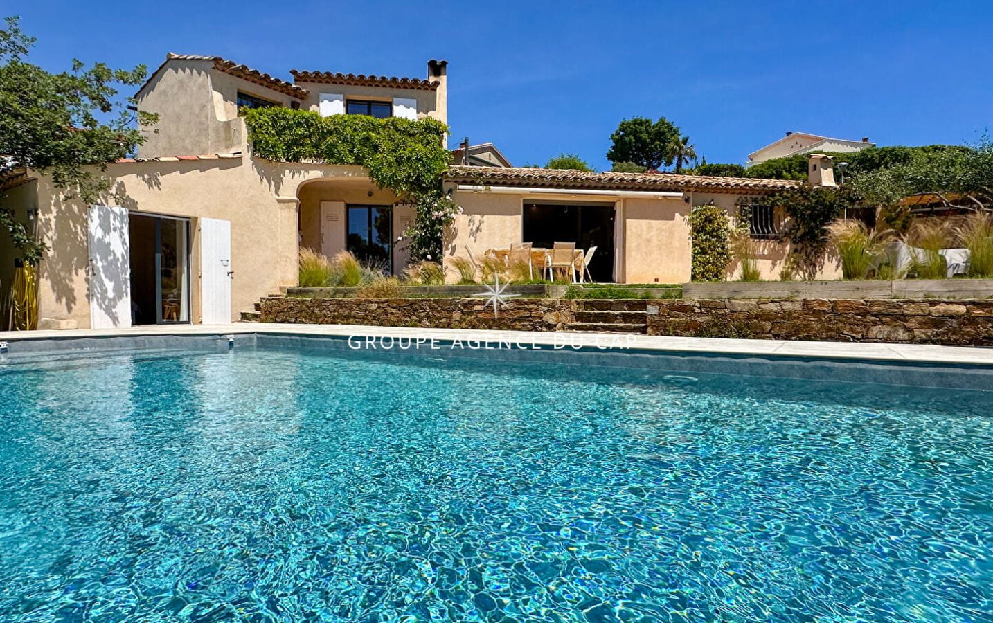 Villa à vendre 170m2 piscine garage, à quelques pas du centre ville de Sainte-Maxime Image 13