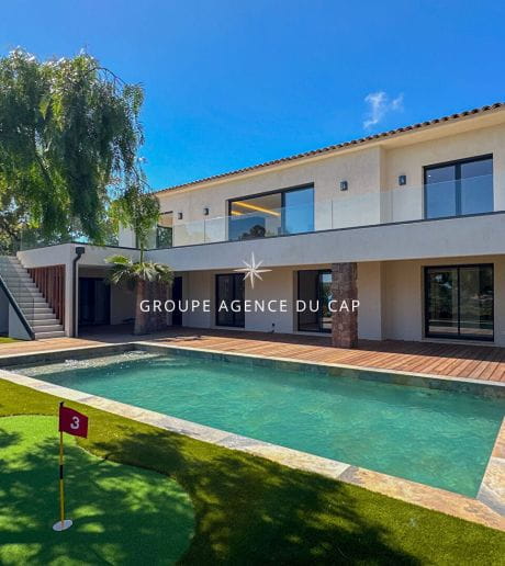 VILLA RECENTE 7 PIECES AVEC VUE MER GARAGE 70 M² ET PISCINE, AUX ISSAMBRES
