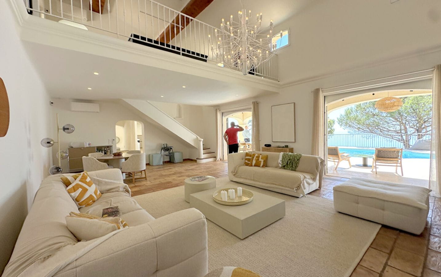 Prestigious residence in Les Issambres, 8 rooms, 279 m2 – PANORAMIC SEA VIEW Image 6