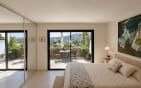 FOR SALE – 4-ROOM APARTMENT WITH 3 BEDROOMS – TERRACE WITH SEA AND HILL VIEWS – GARAGE AND CELLAR (31sqm) – NEAR SAINTE-MAXIME TOWN CENTRE Min 11