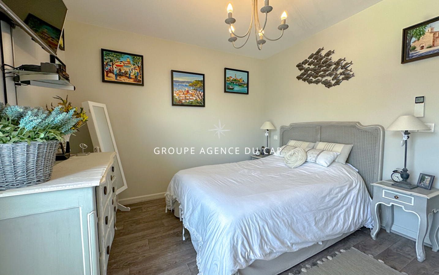 EXCLUSIVITE : APPARTEMENT 45M2 AVEC VUE MER A SAINTE MAXIME AVEC PARKING ET GARAGE Image 6