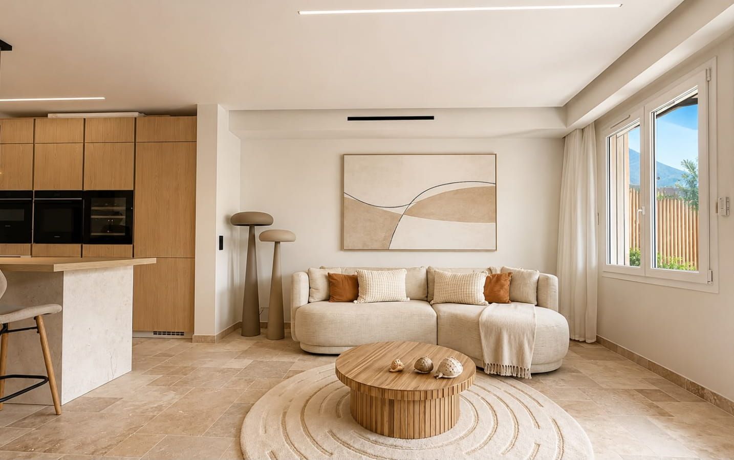 MAZET 2 CHAMBRES TERRASSE APERCU MER  CENTRE ET PLAGE A PIED DES ISSAMBRES Image 2