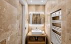 MAZET 2 CHAMBRES TERRASSE APERCU MER  CENTRE ET PLAGE A PIED DES ISSAMBRES Min 9