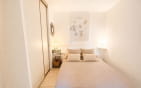 A VENDRE AUX ISSAMBRES APPARTEMENT VUE MER SUR LE GOLF DE SAINT-TROPEZ Min 5