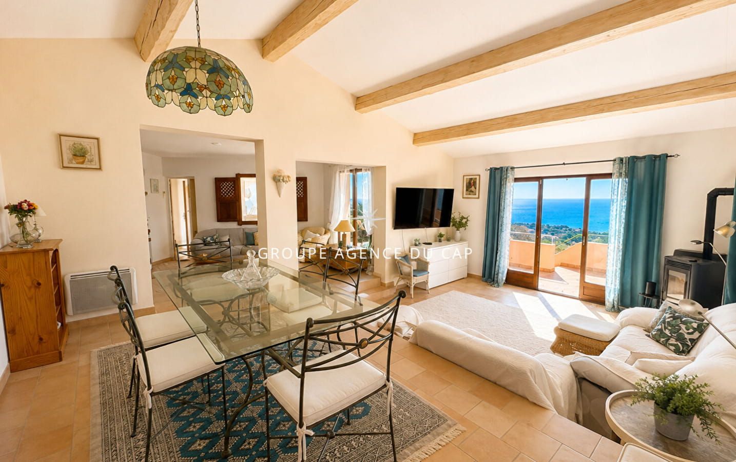 A VENDRE – VILLA DE 150M² AVEC VUE MER PANORAMIQUE  4 CHAMBRES ET GARAGE AUX ISSAMBRES Image 2