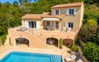 A VENDRE – VILLA DE 150M² AVEC VUE MER PANORAMIQUE  4 CHAMBRES ET GARAGE AUX ISSAMBRES Min 3