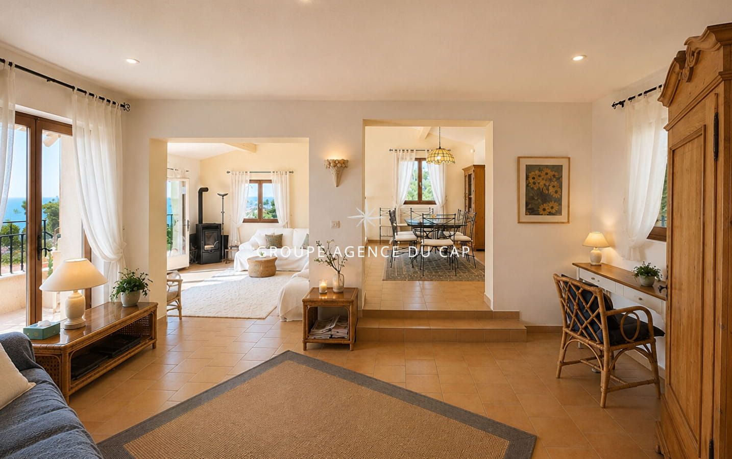 A VENDRE – VILLA DE 150M² AVEC VUE MER PANORAMIQUE  4 CHAMBRES ET GARAGE AUX ISSAMBRES Image 8