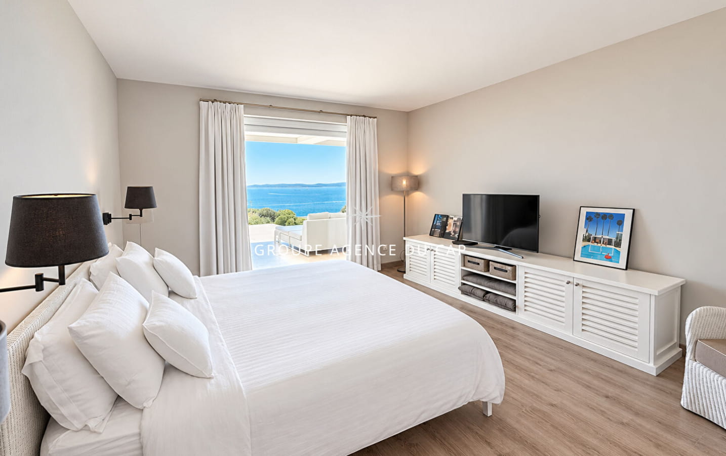 VUE MER PANORAMIQUE GOLFE DE ST TROPEZ PROPRIETE EXCEPTIONNELLE 6 CHAMBRES PISCINE TOUT A PIED Image 10