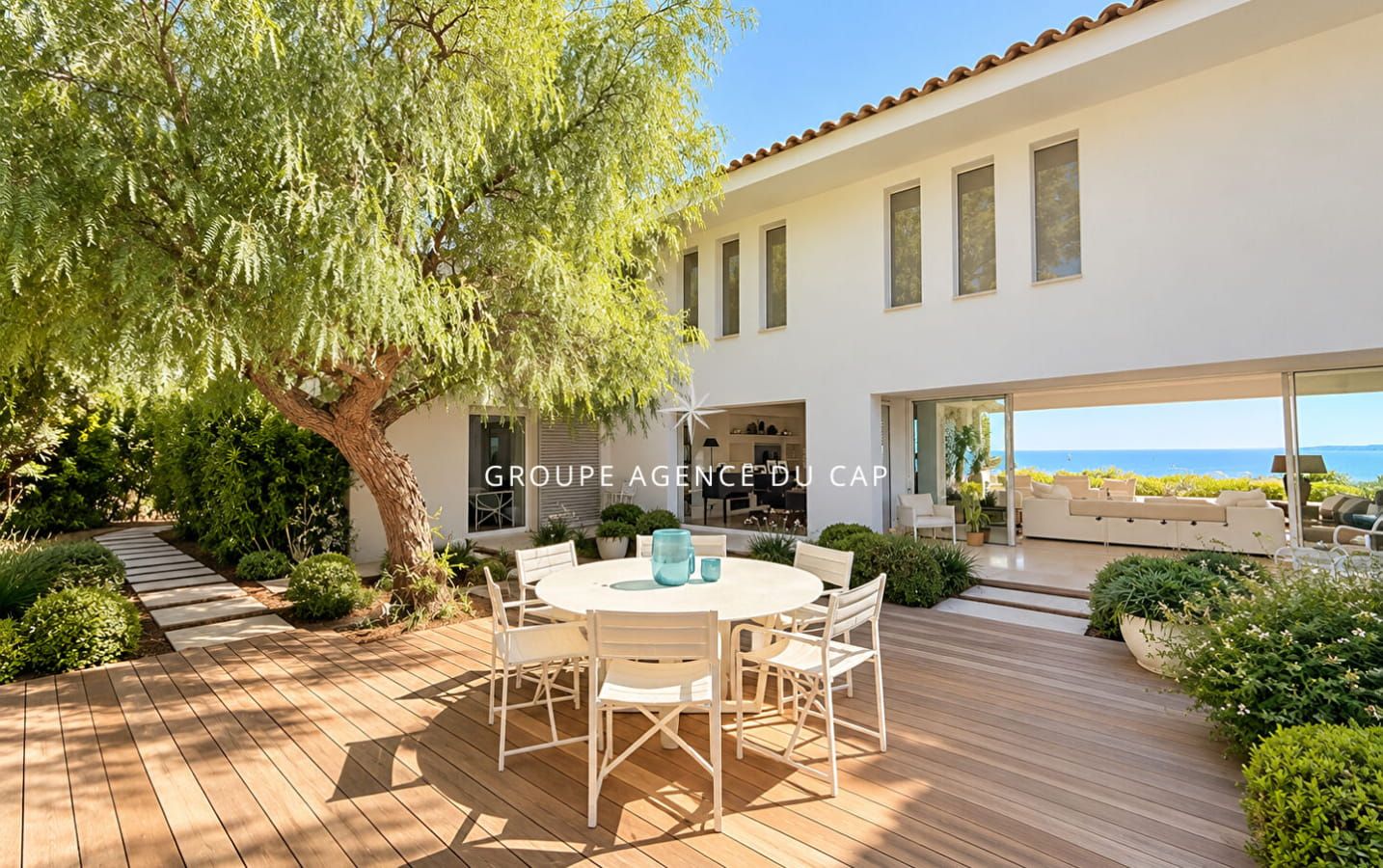 VUE MER PANORAMIQUE GOLFE DE ST TROPEZ PROPRIETE EXCEPTIONNELLE 6 CHAMBRES PISCINE TOUT A PIED Image 16